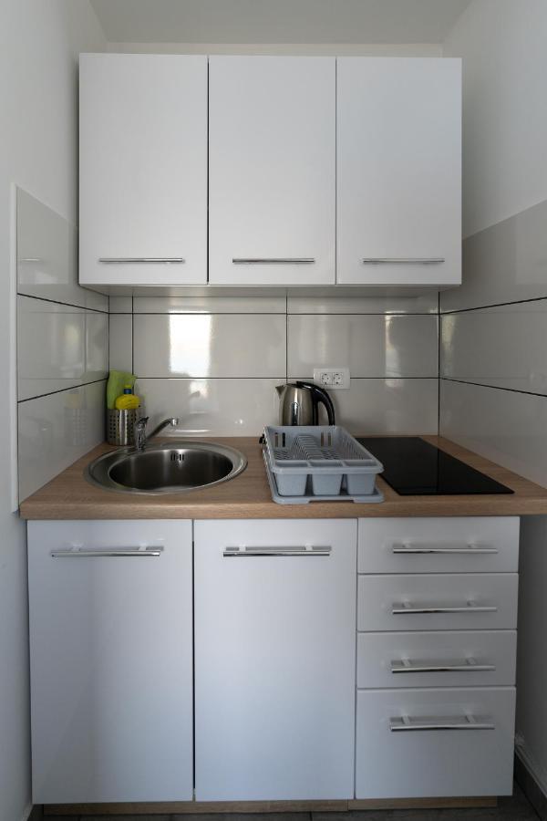 Bellevue Molet Apartments Копер Экстерьер фото