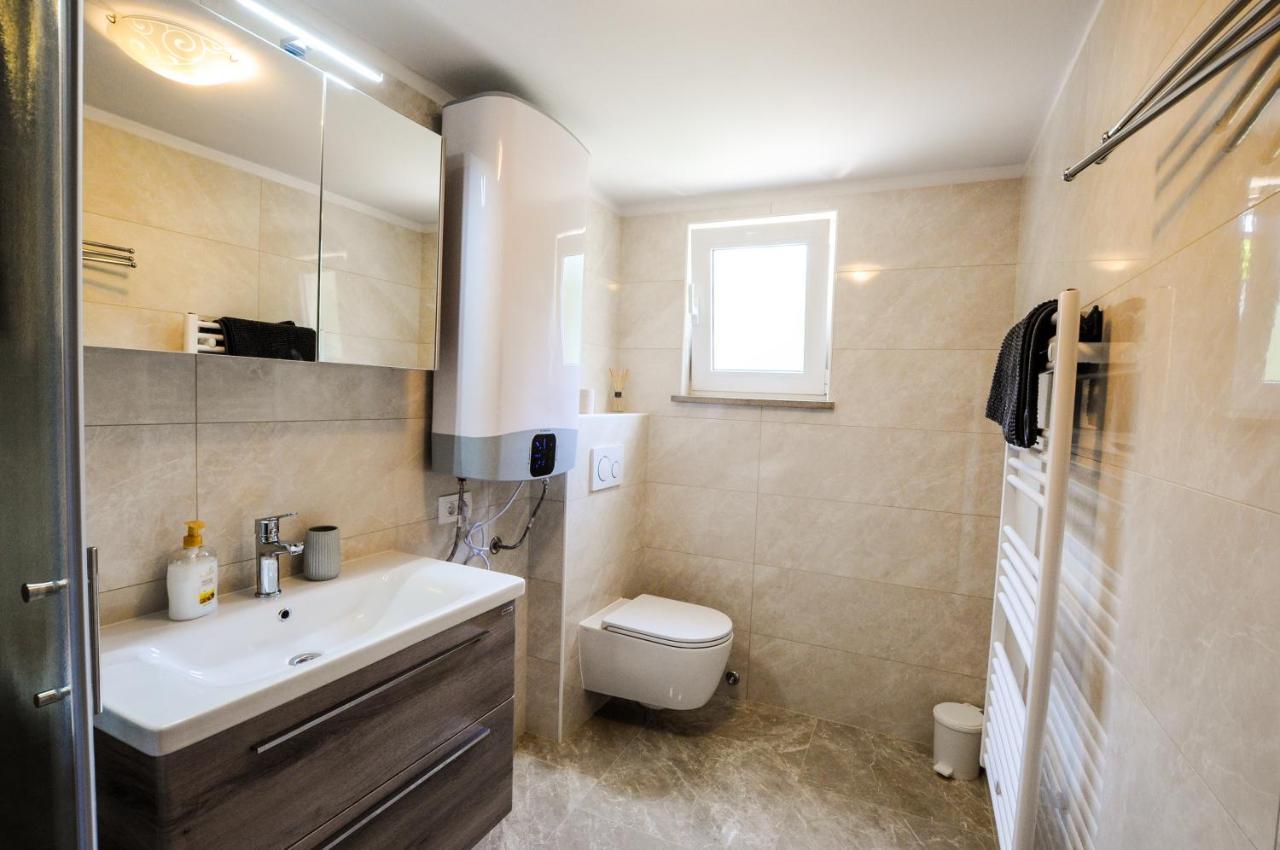 Bellevue Molet Apartments Копер Экстерьер фото