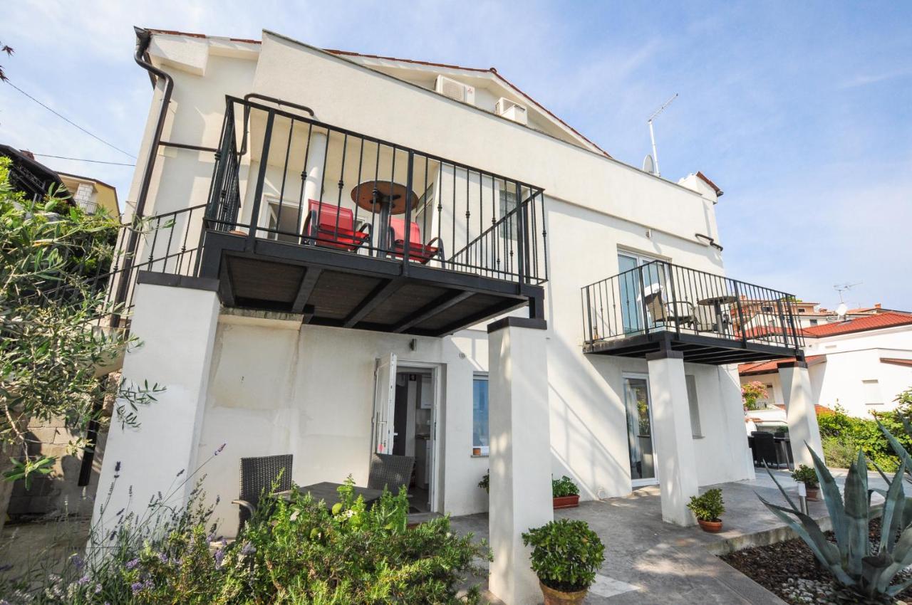 Bellevue Molet Apartments Копер Экстерьер фото